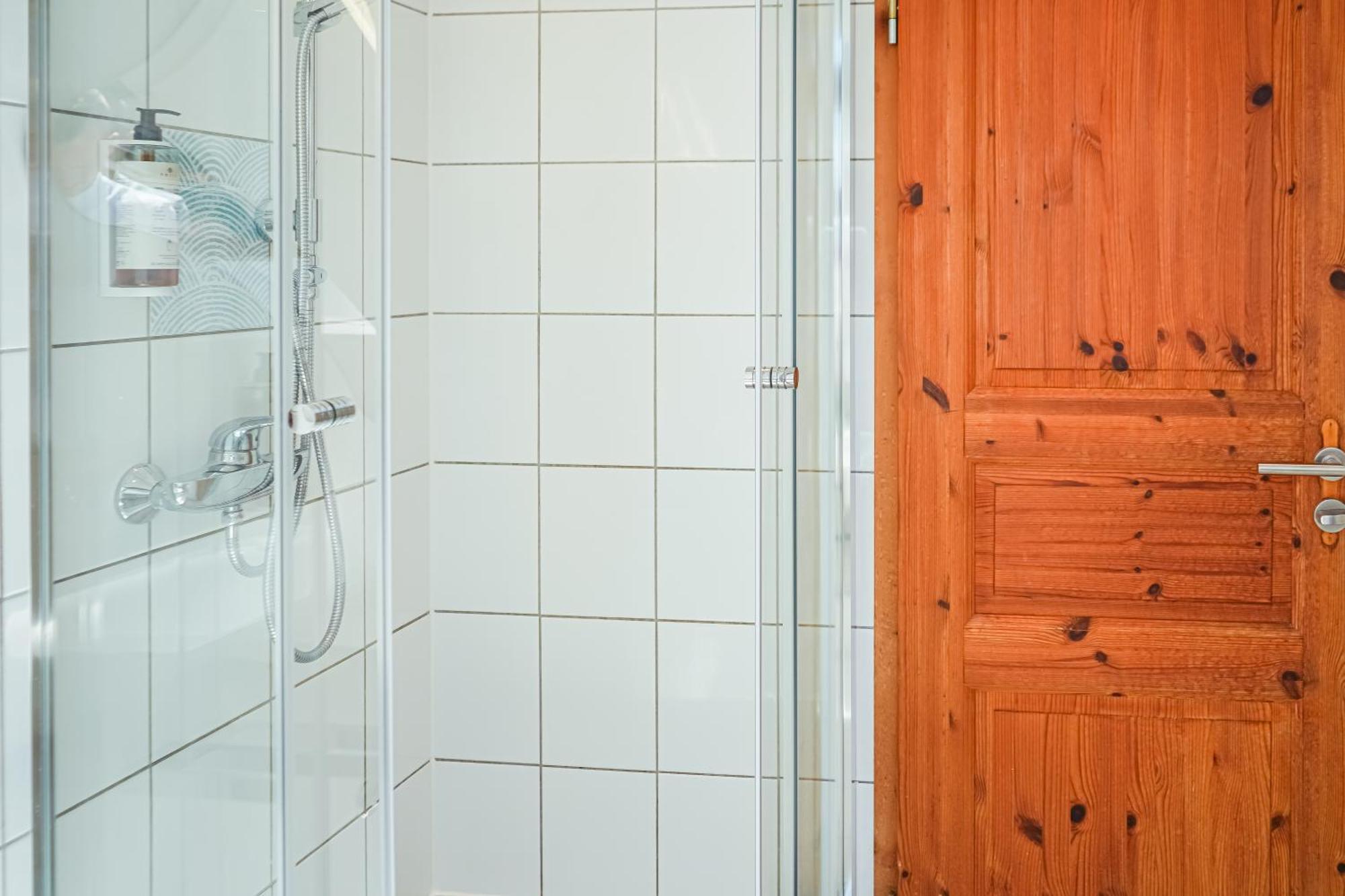 7Seas Boutique Ferienhaus Bostalsee - 2 Apartments Oder Ganzes Haus, Mit Sauna 노펠덴 외부 사진